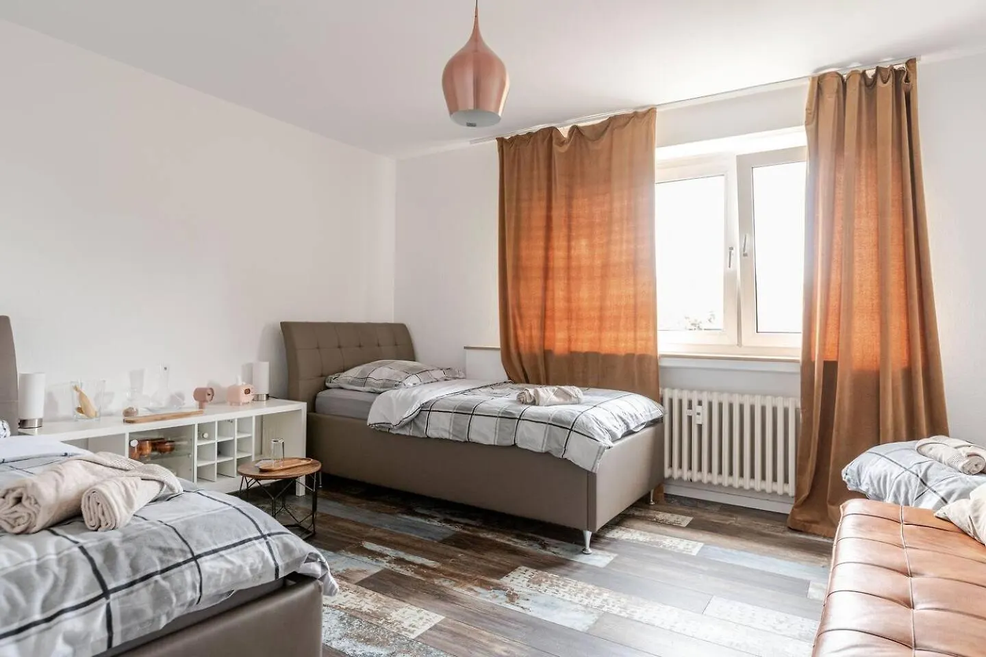 Charming Zimmer Koeln Messenaehe